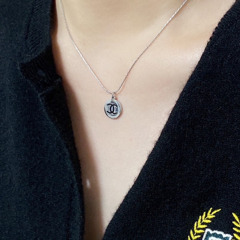 18K  Chanel Round Logo Necklace