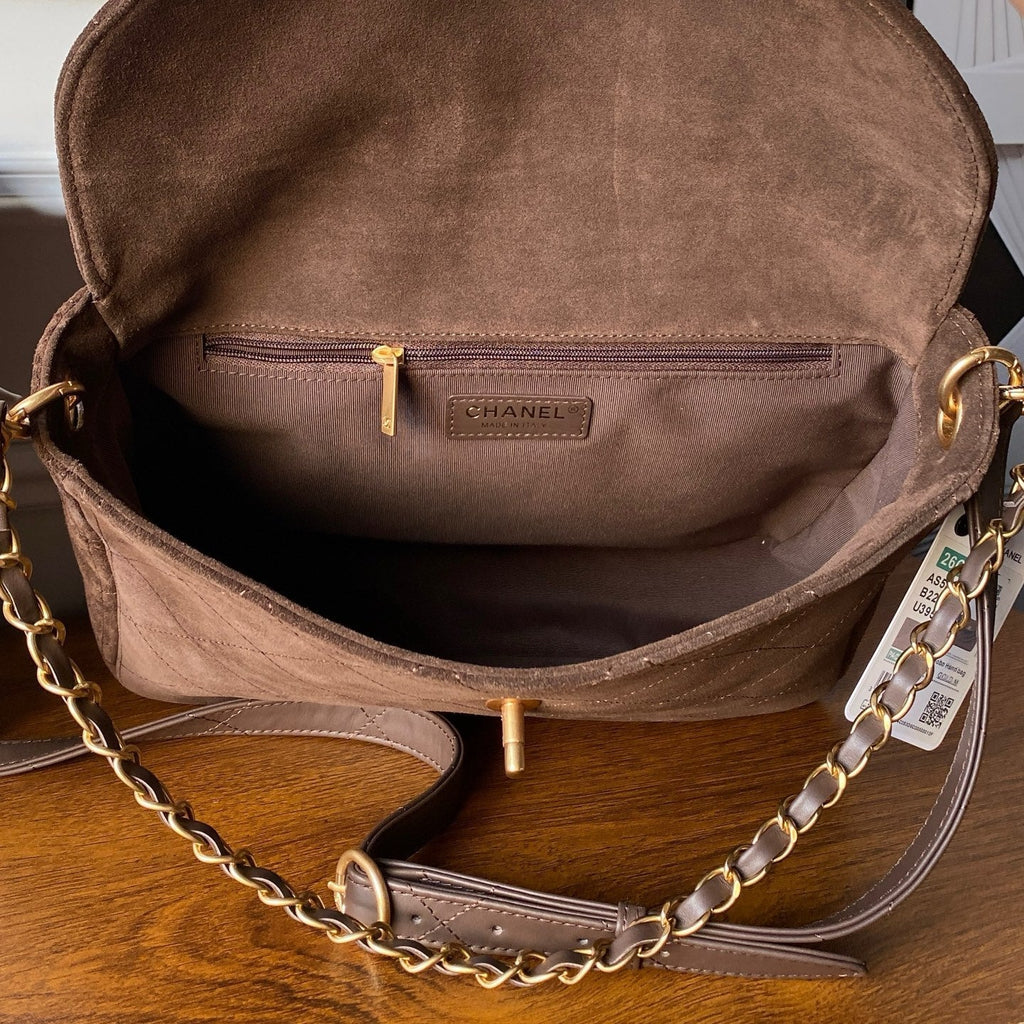 CHANEL 25S SHOULDER BAG 30 IN DARK BROWN SUEDE WITH GOLD HARDWARE