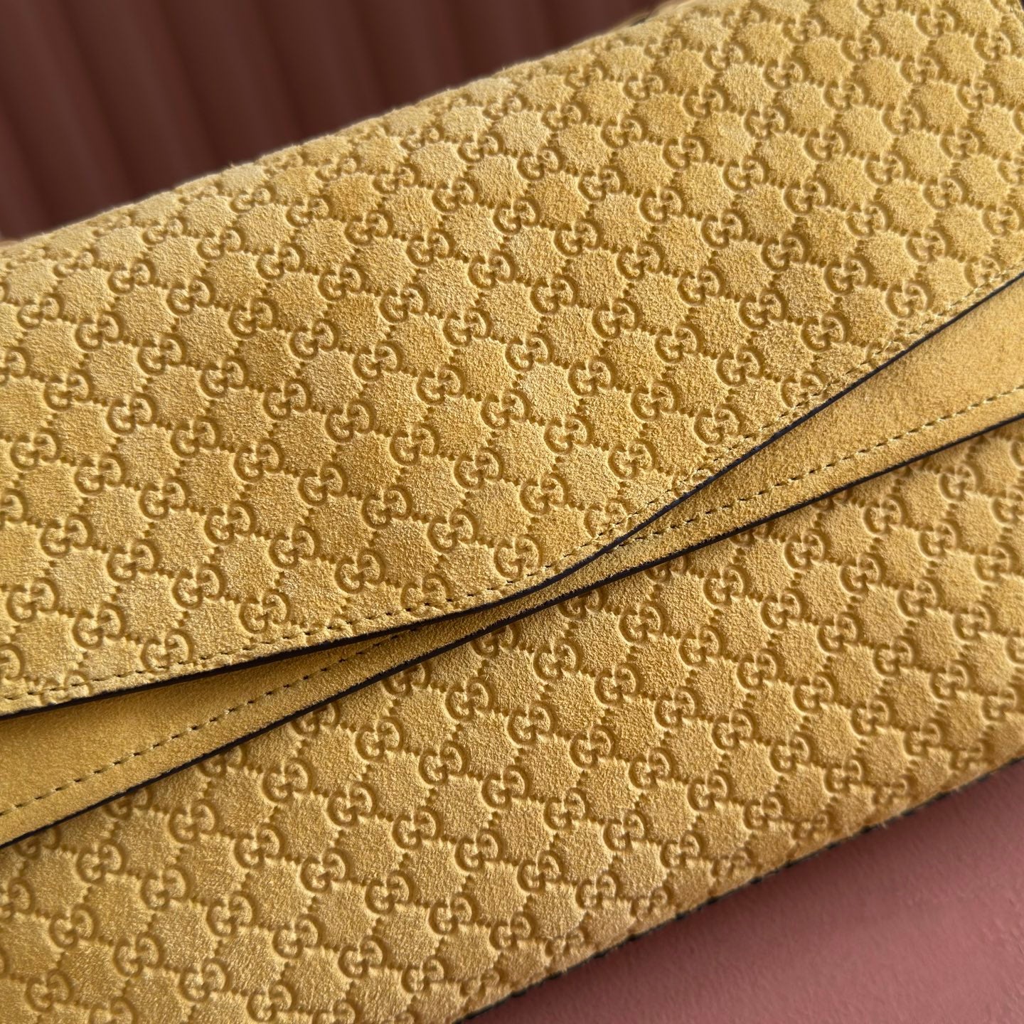 GUCCI 26S SHOULDER BAG 28 IN MUSTARD YELLOW EMBOSSED SUEDE