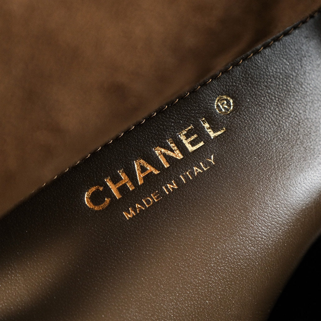 CHANEL 25S FLAP BAG 20 IN BROWN SUEDE WITH GOLD HARDWARE