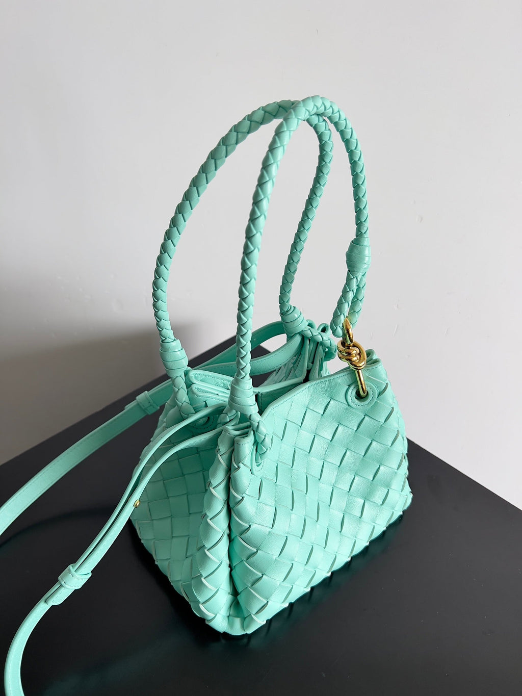 BV Small Parachute 21 Green Oasis Lambskin Ghw