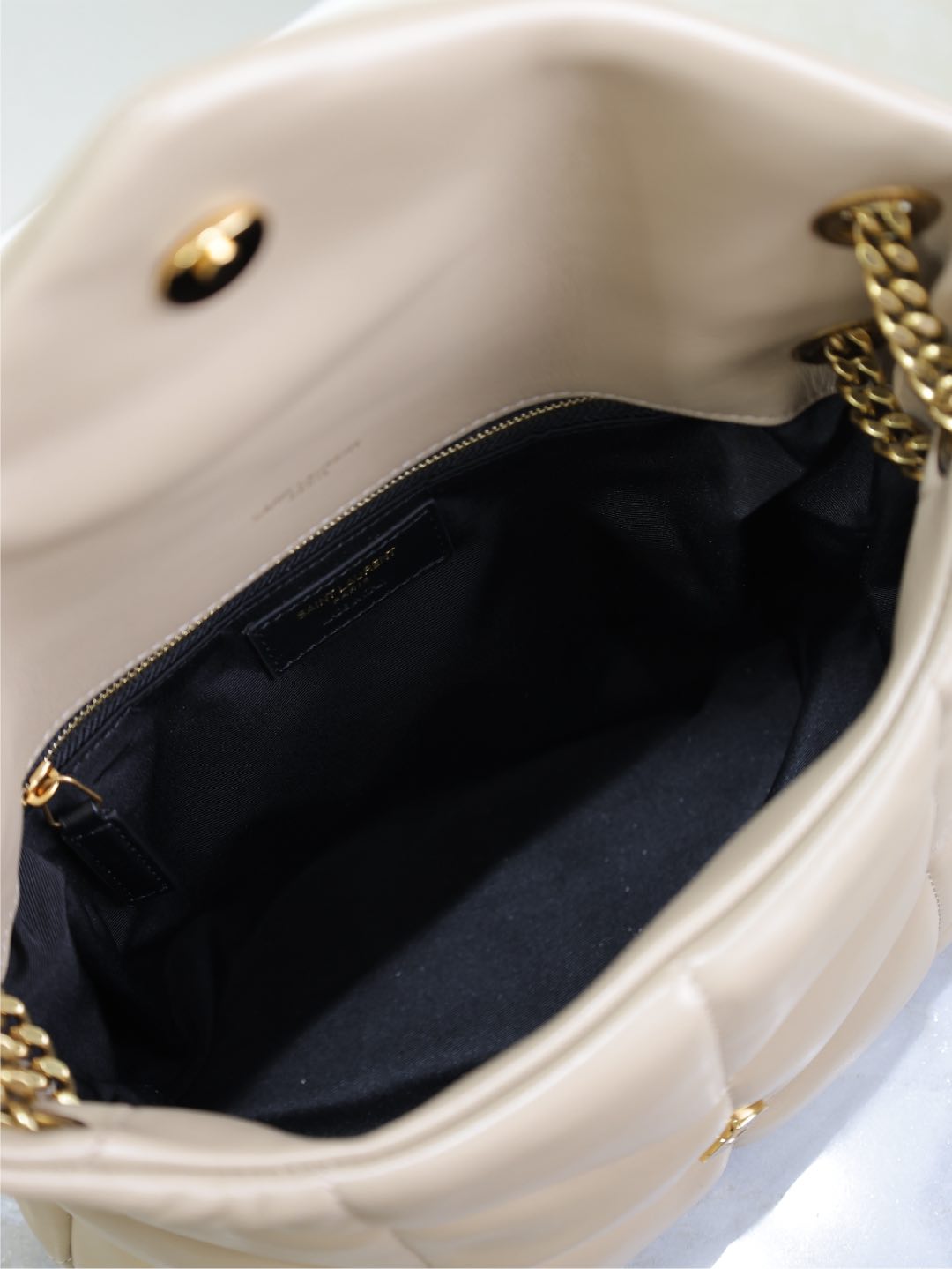 YSL 25S LOULOU PUFFER MM 29 IN BROWN CALFSKIN GOLD HARDWARE